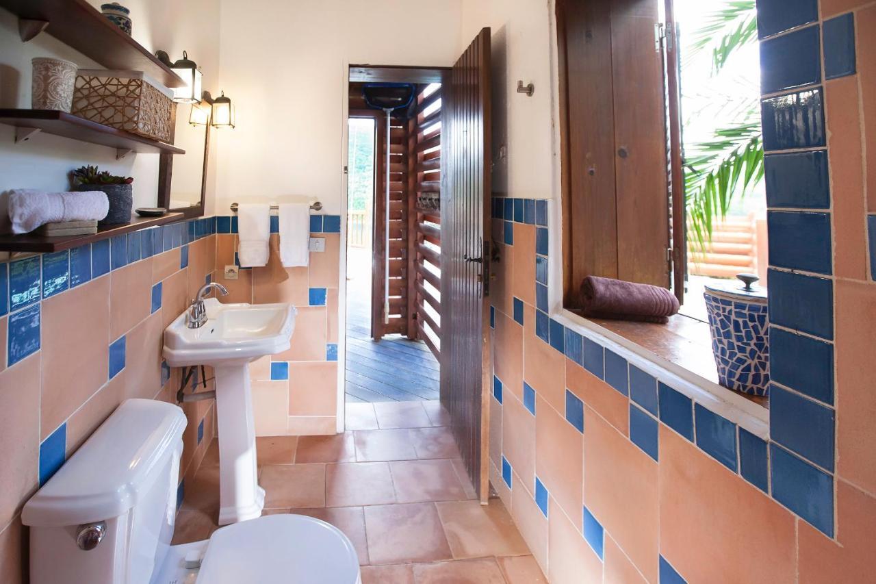 דסהייס Villa Palm Bay Stunning View 5 Min To Beach 3 Min To Downtown King Size Bed מראה חיצוני תמונה